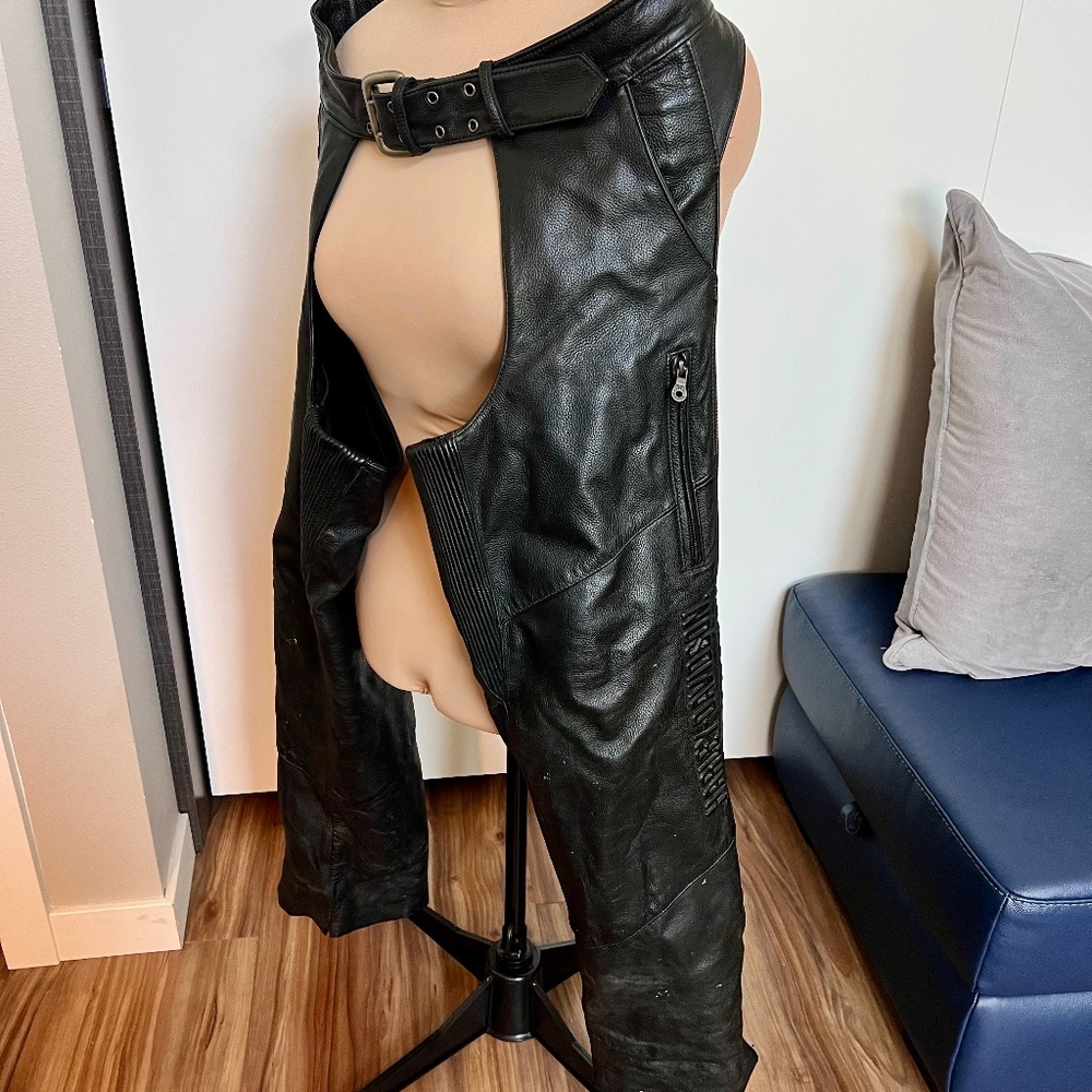 Harley-Davidson leather motorcycle chaps, men's medium